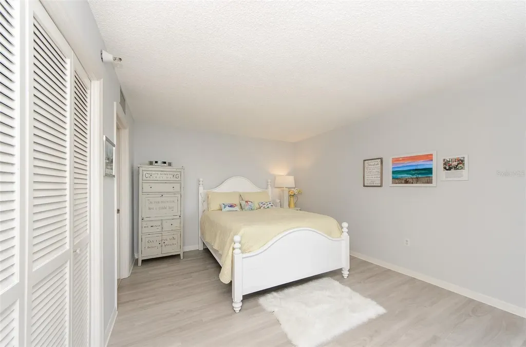 690 Island Way Clearwater Beach FL 33767