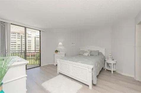 690 Island Way Clearwater Beach FL 33767