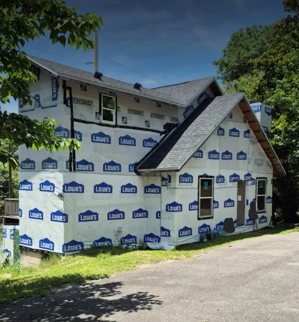 5230 Park Avenue De Leon Springs FL 32130