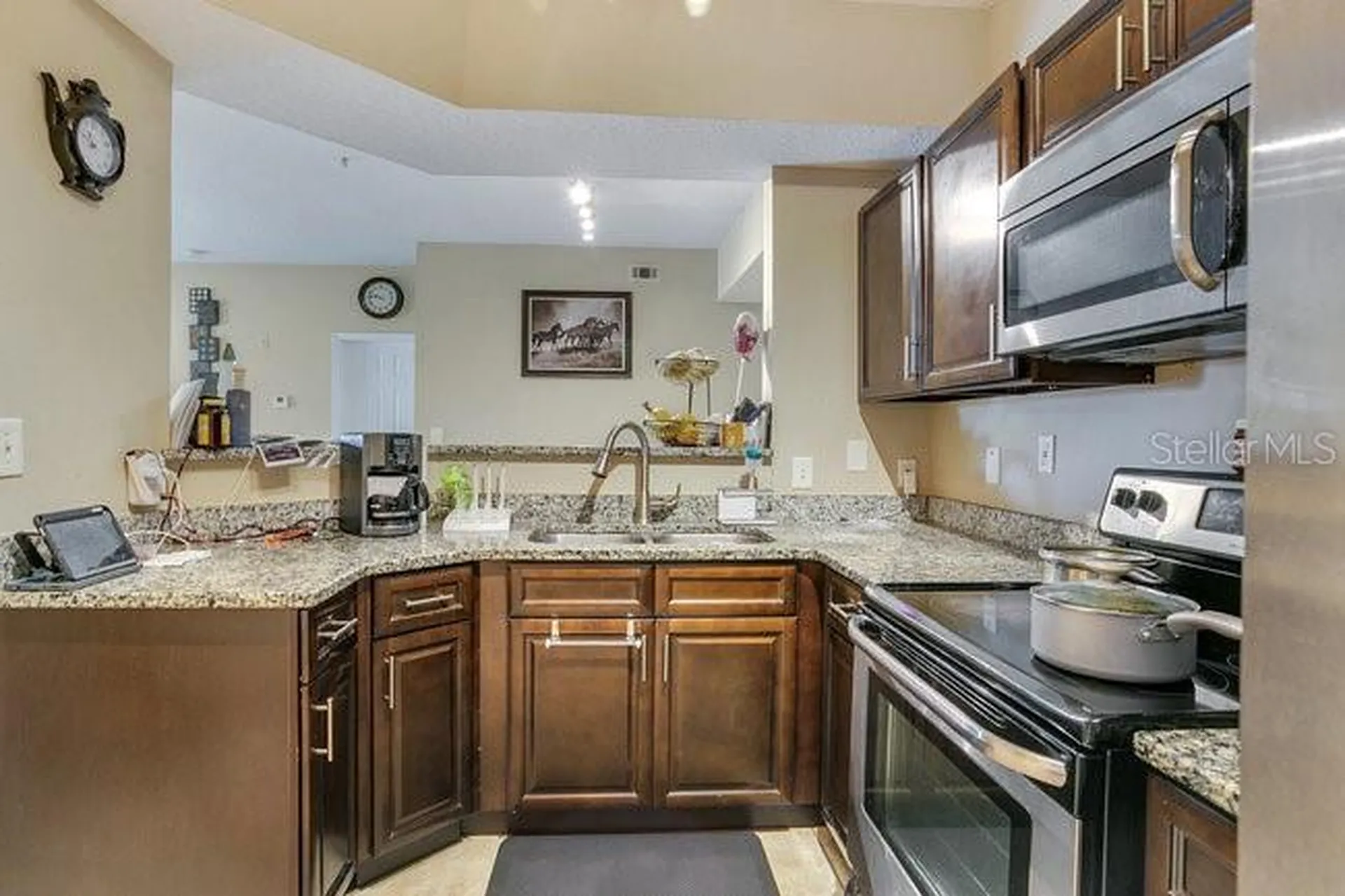 3702 Palm Desert Lane Orlando FL 32839