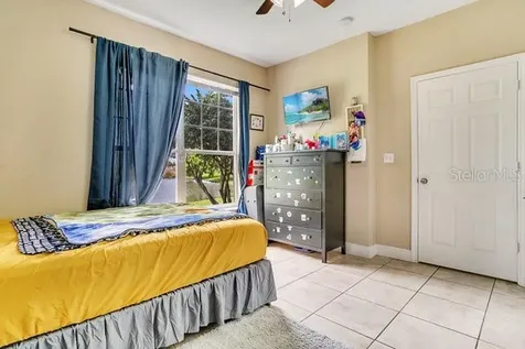 3702 Palm Desert Lane Orlando FL 32839