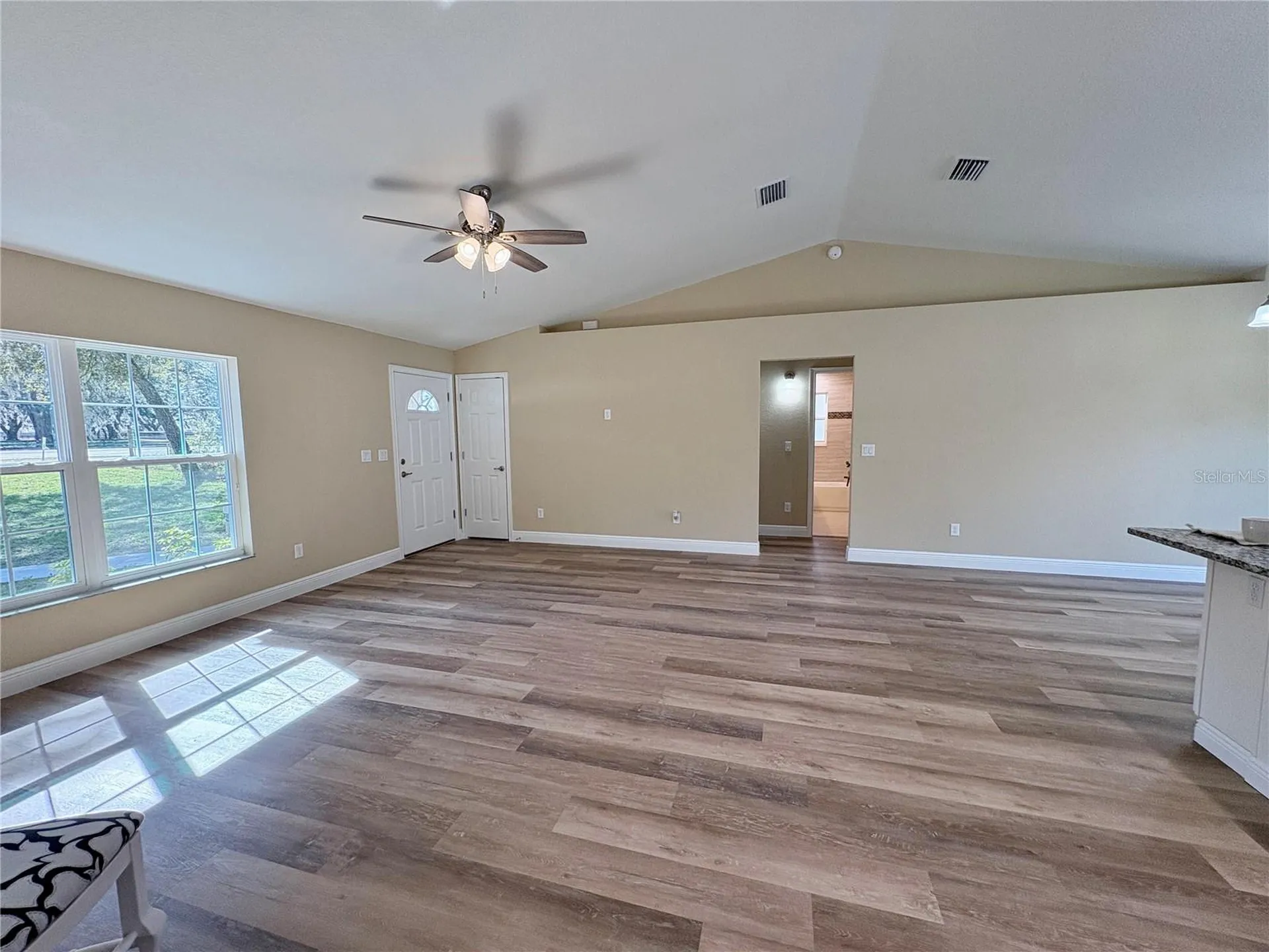 9337 SE Highway 42 Summerfield FL 34491