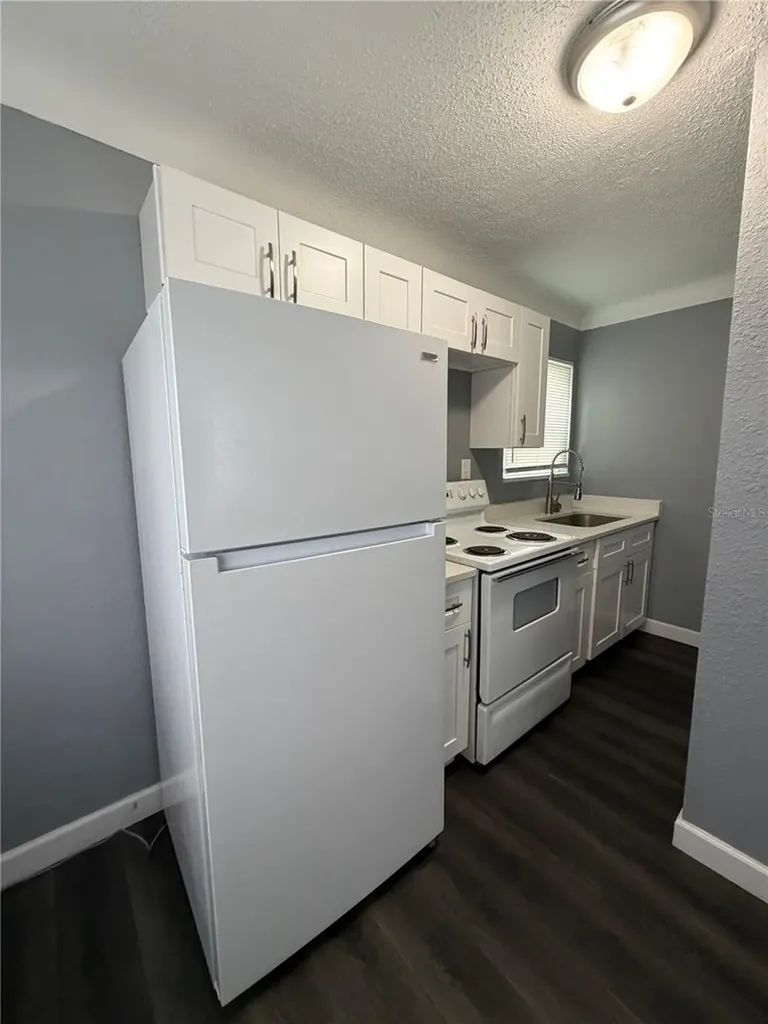 4619 13th Avenue S St Petersburg FL 33711
