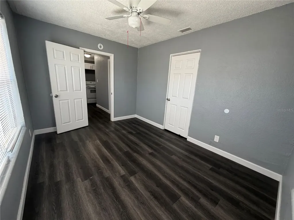 4619 13th Avenue S St Petersburg FL 33711