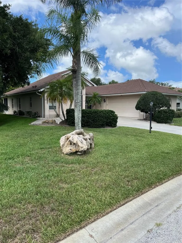 174 Grand Oak Circle Venice FL 34292