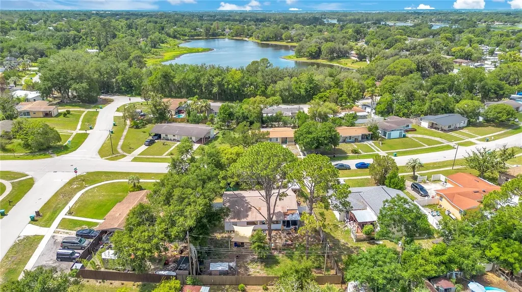 682 Merrimac Street Deltona FL 32725