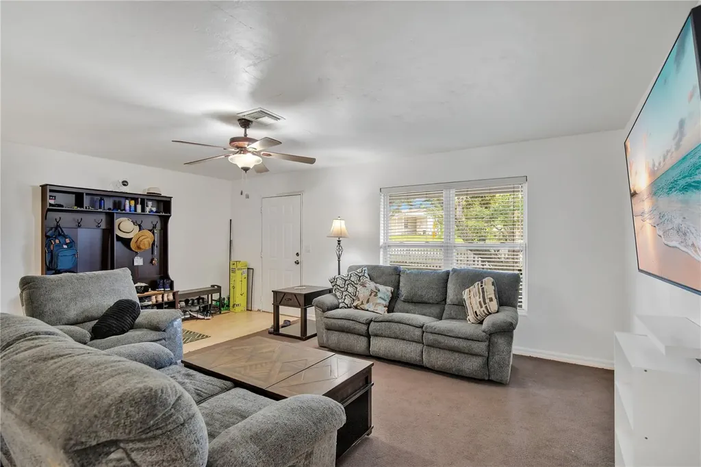 682 Merrimac Street Deltona FL 32725