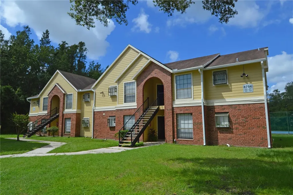 8754 Mallard Reserve Drive Tampa FL 33614