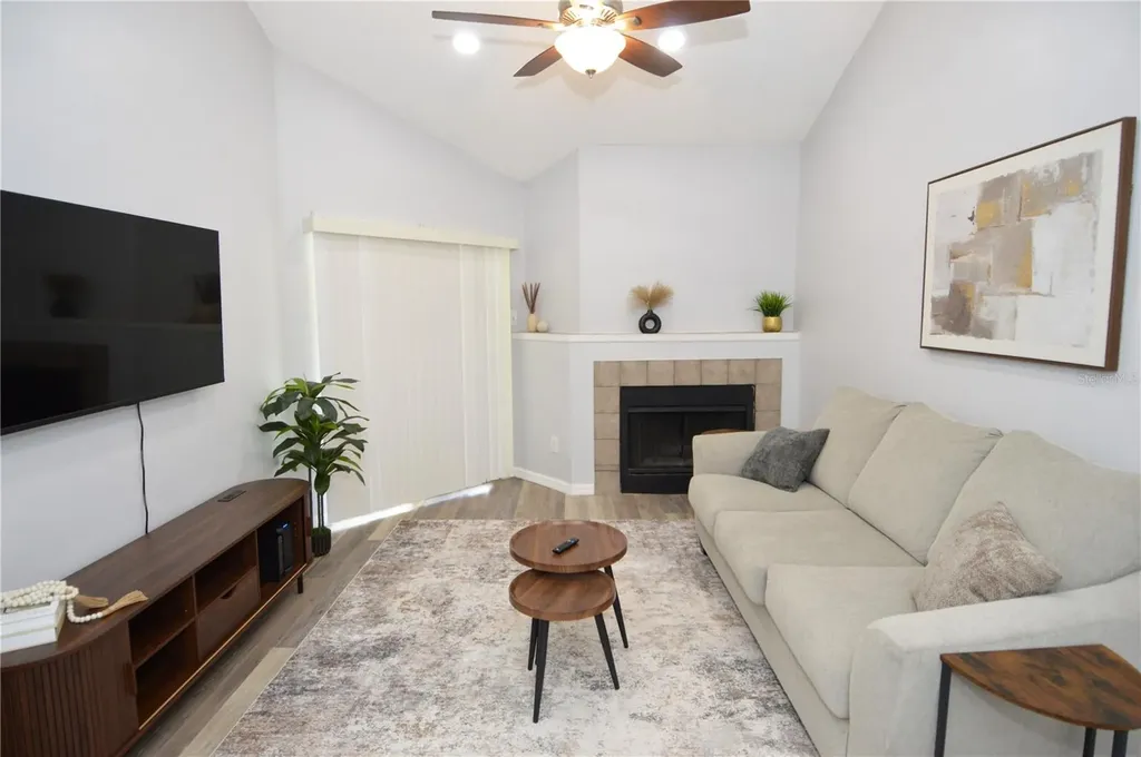 8754 Mallard Reserve Drive Tampa FL 33614