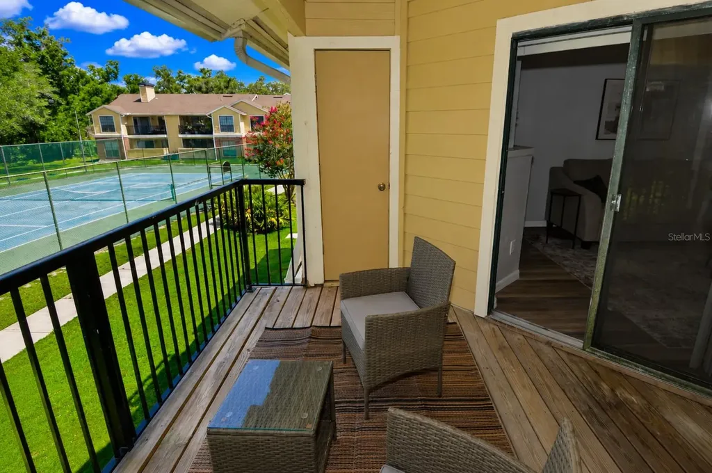 8754 Mallard Reserve Drive Tampa FL 33614