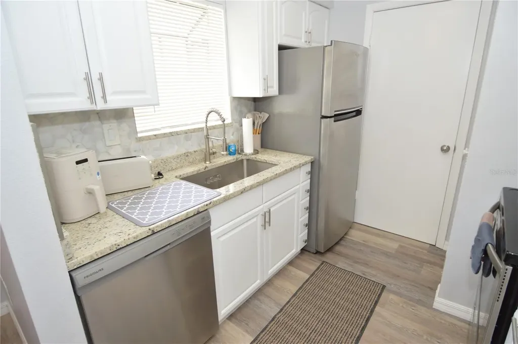 8754 Mallard Reserve Drive Tampa FL 33614