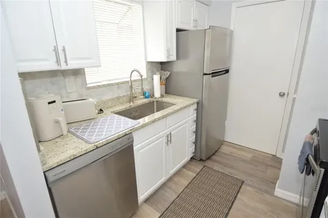 8754 Mallard Reserve Drive Tampa FL 33614
