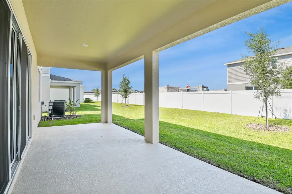 141 Waterstone Loop Tavares FL 32778