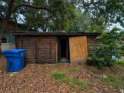 310 62nd Avenue N St Petersburg FL 33702