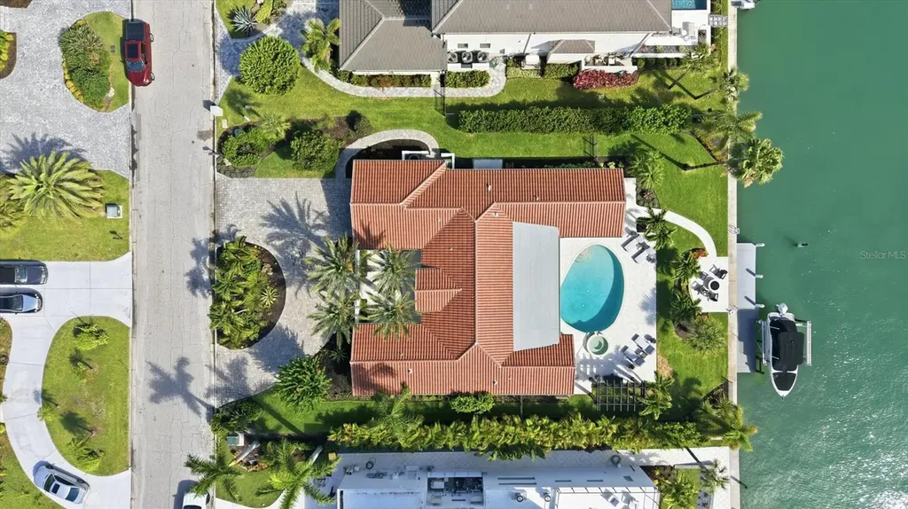 465 E Royal Flamingo Drive Sarasota FL 34236