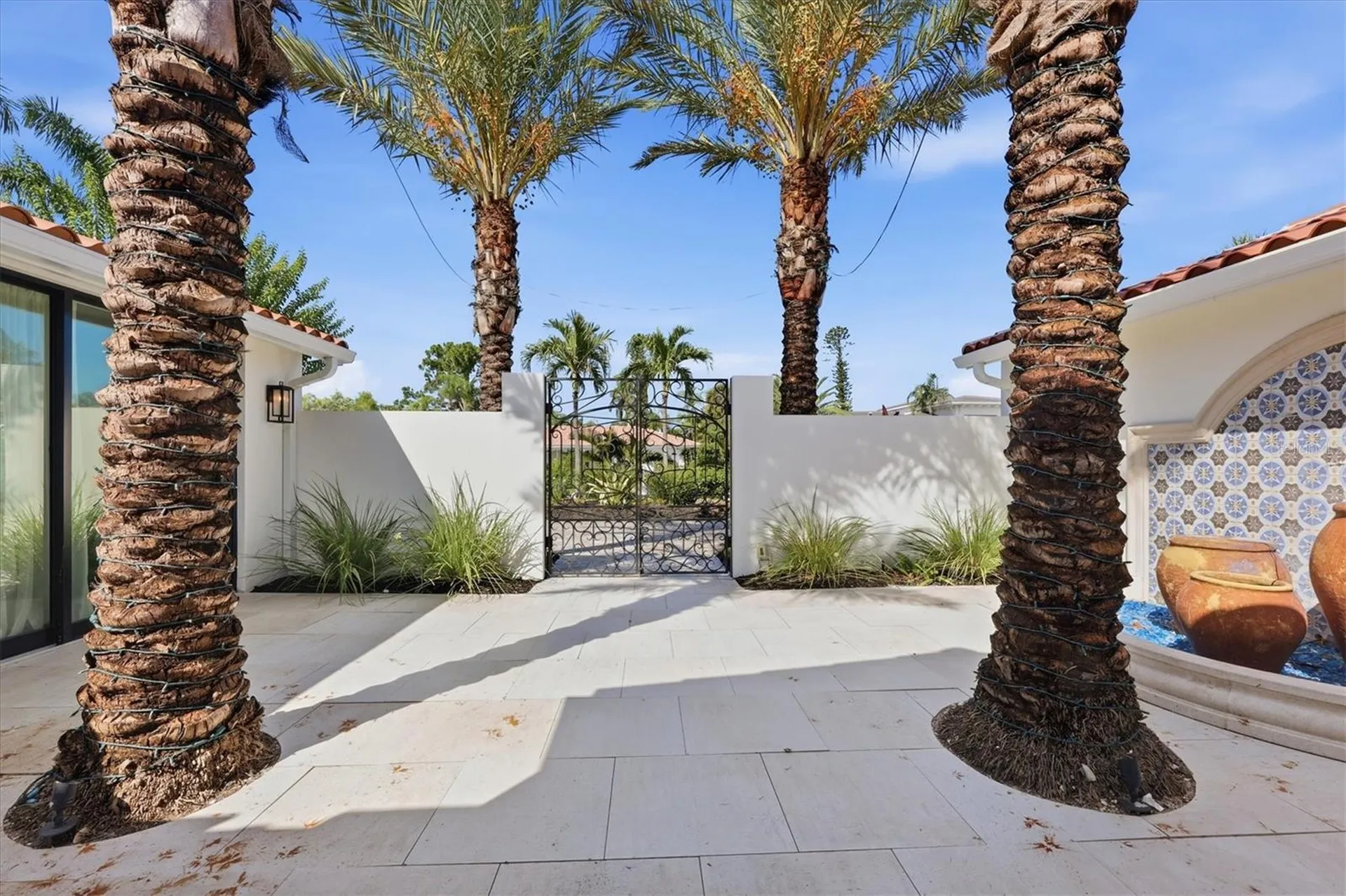 465 E Royal Flamingo Drive Sarasota FL 34236