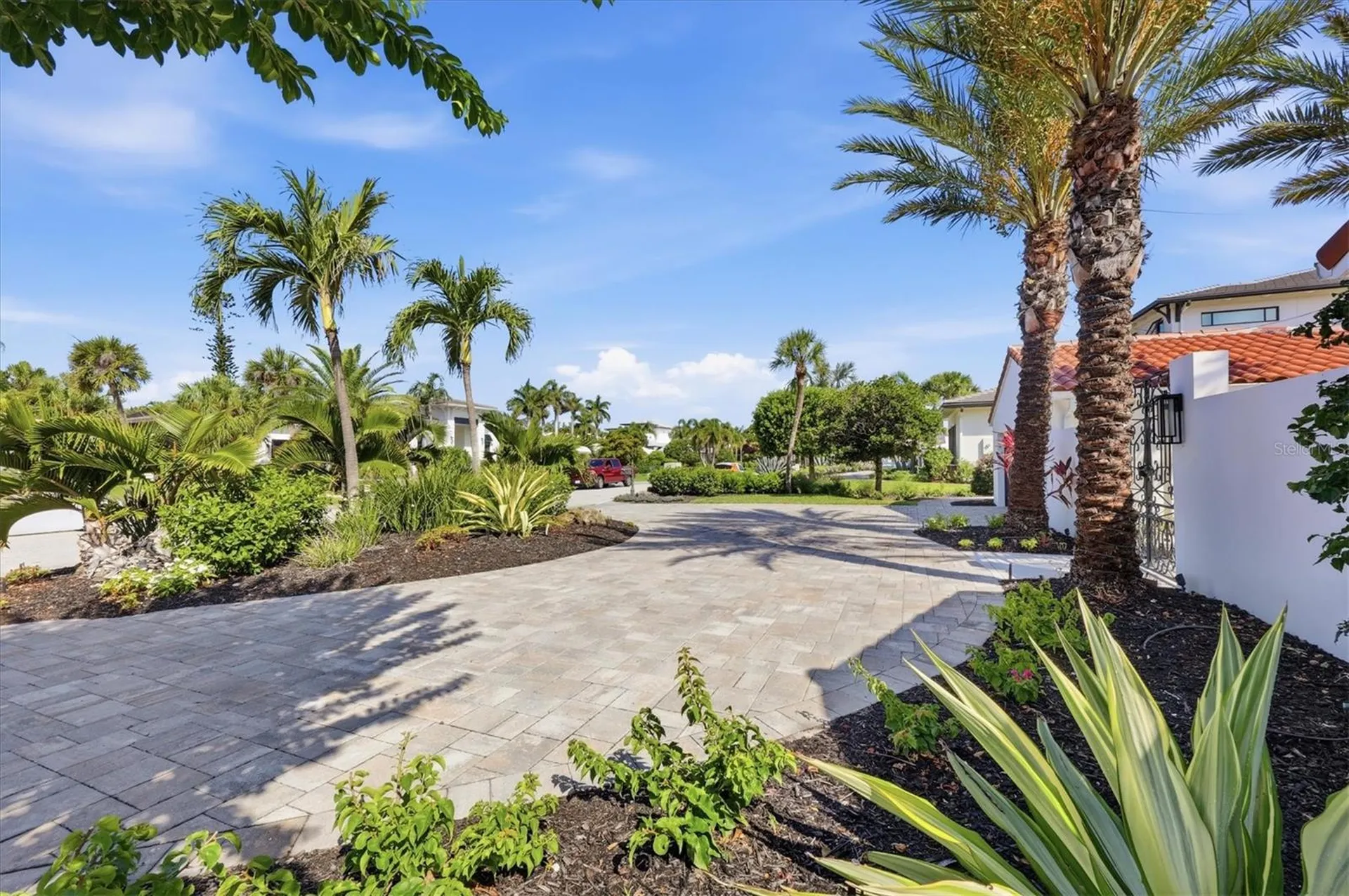 465 E Royal Flamingo Drive Sarasota FL 34236