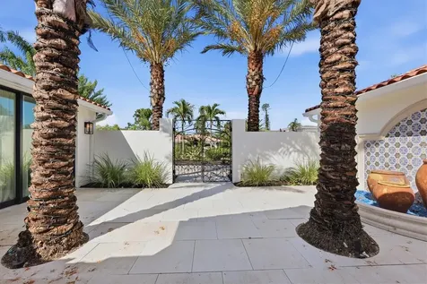 465 E Royal Flamingo Drive Sarasota FL 34236