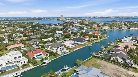 465 E Royal Flamingo Drive Sarasota FL 34236