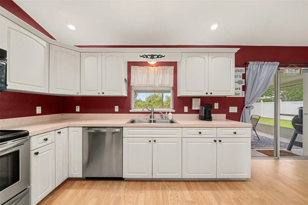 2630 Gresham Street Sebring FL 33875