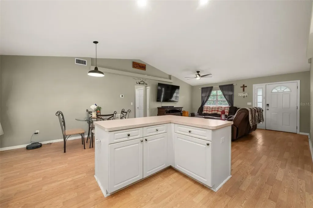 2630 Gresham Street Sebring FL 33875