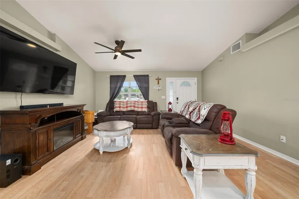 2630 Gresham Street Sebring FL 33875