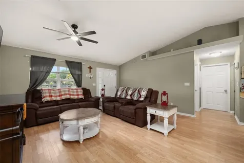 2630 Gresham Street Sebring FL 33875