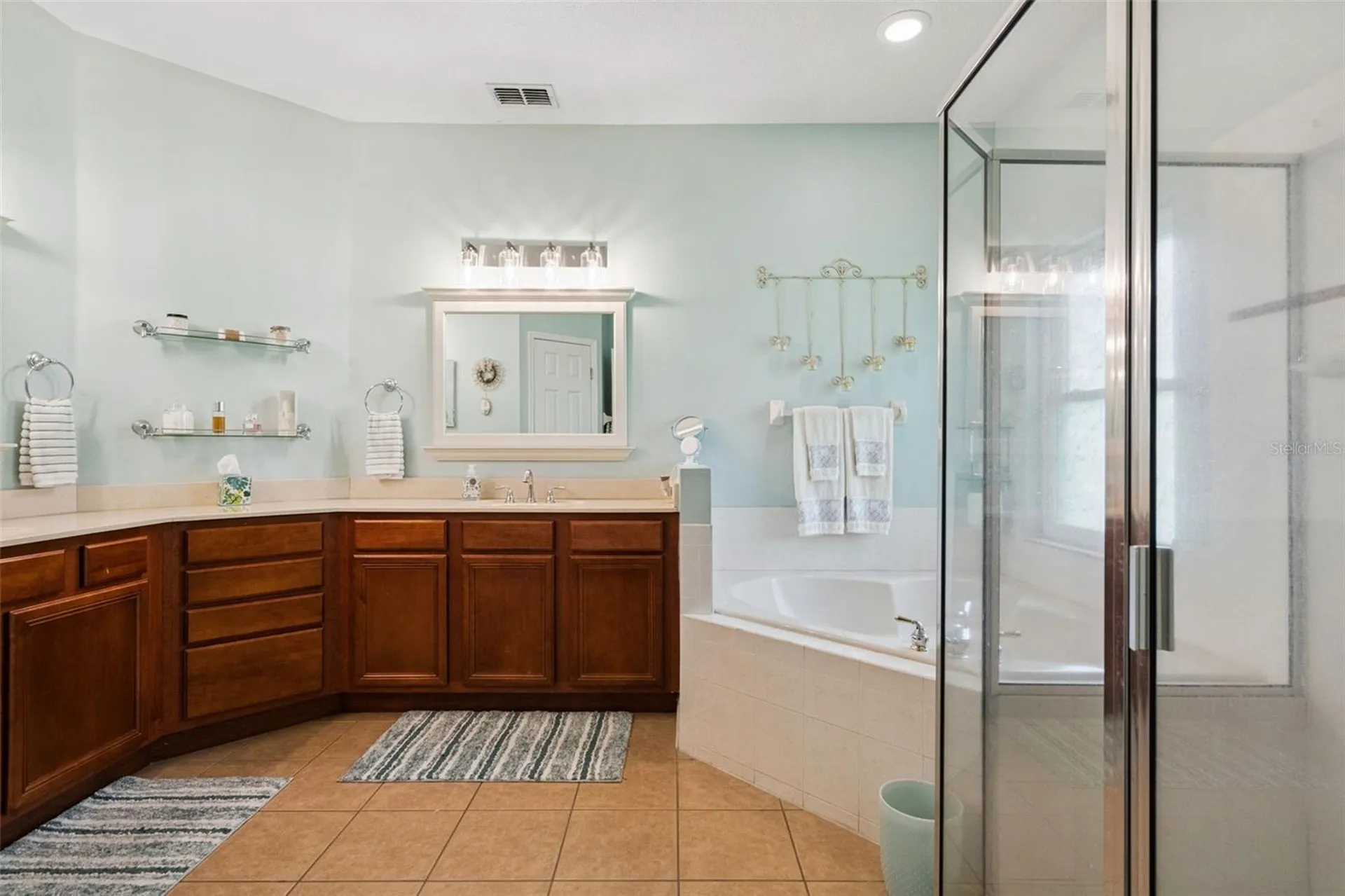 3524 Shorewood Drive Kissimmee FL 34746