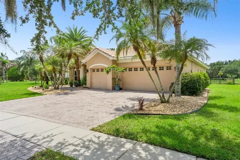 3524 Shorewood Drive Kissimmee FL 34746