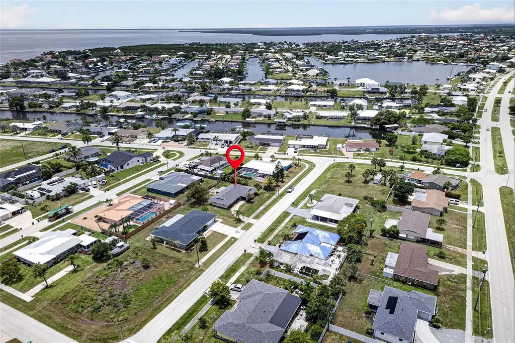 337 Colgan Avenue SE Port Charlotte FL 33952