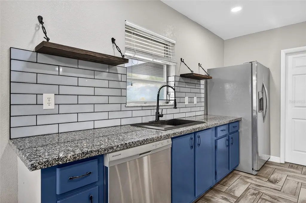337 Colgan Avenue SE Port Charlotte FL 33952