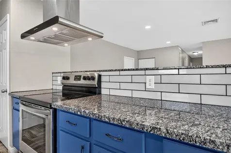337 Colgan Avenue SE Port Charlotte FL 33952
