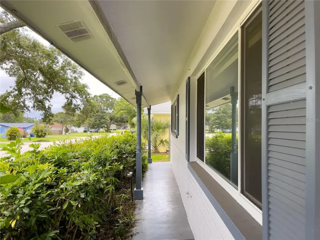 1812 Lady Mary Drive Clearwater FL 33756
