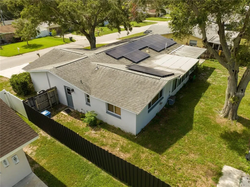 1812 Lady Mary Drive Clearwater FL 33756