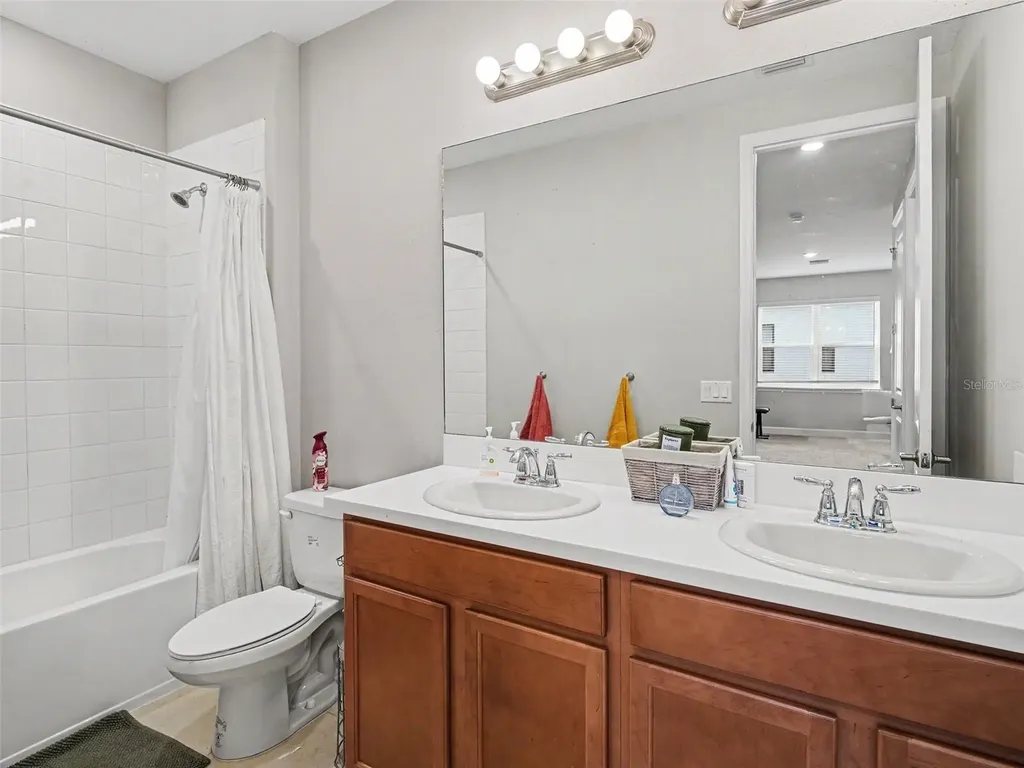5461 Summit Glen Bradenton FL 34203