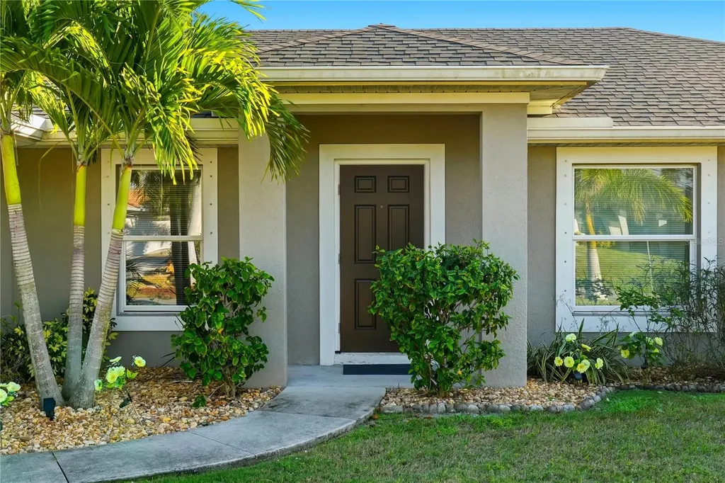2714 NW 22nd Terrace Cape Coral FL 33993