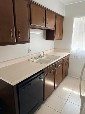 1100 E Caroline Street Tavares FL 32778
