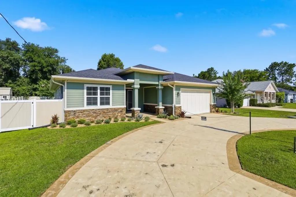 45 Laramie Drive Palm Coast FL 32137