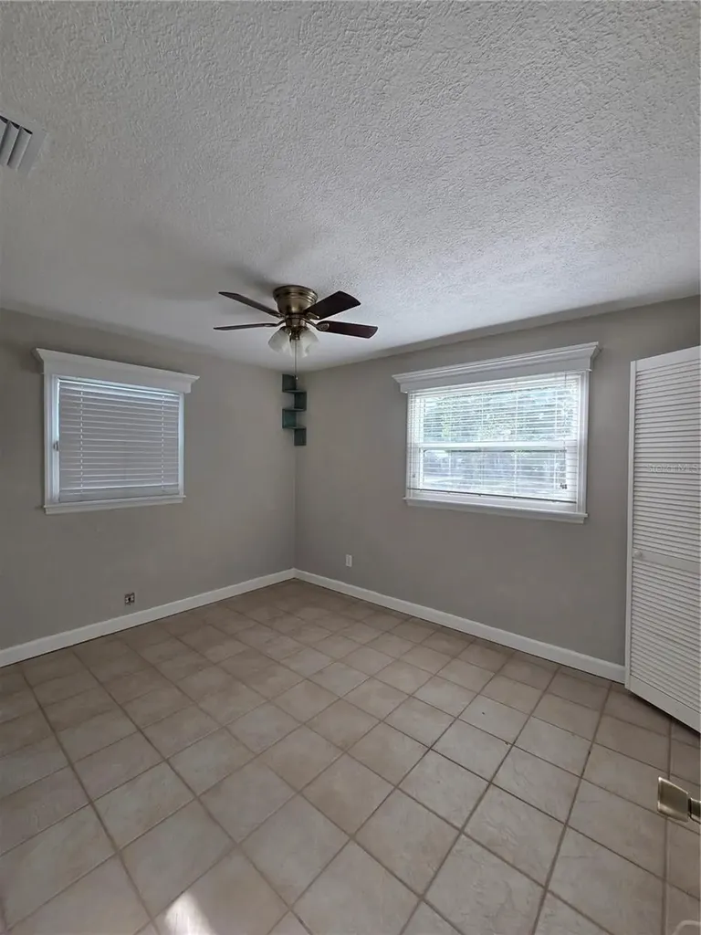835 Golden Isle Drive Mount Dora FL 32757
