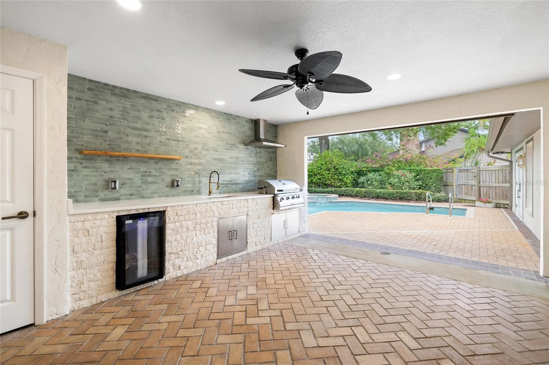 13325 Golf Crest Circle Tampa FL 33618