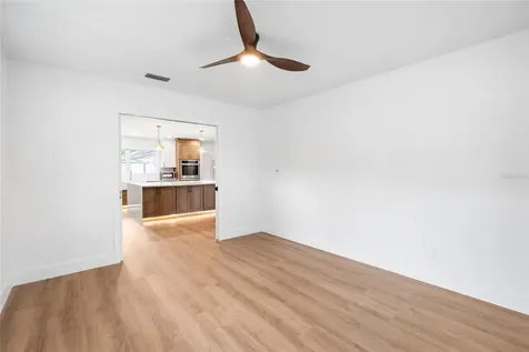 13325 Golf Crest Circle Tampa FL 33618