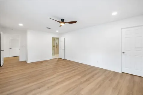 13325 Golf Crest Circle Tampa FL 33618