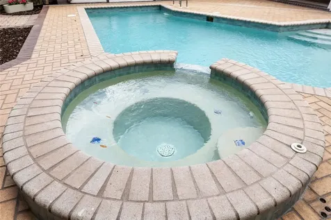 13325 Golf Crest Circle Tampa FL 33618