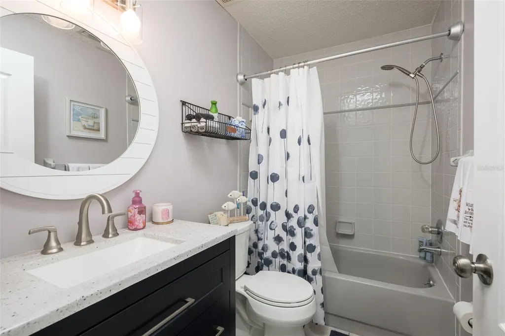 6 Spiveys Court Ormond Beach FL 32174