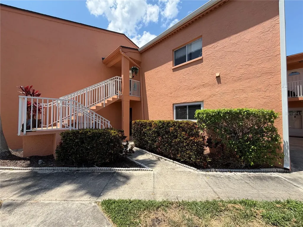 7400 Sunshine Skyway Lane S St Petersburg FL 33711