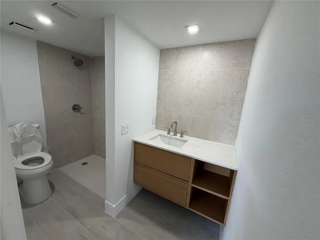 7400 Sunshine Skyway Lane S St Petersburg FL 33711