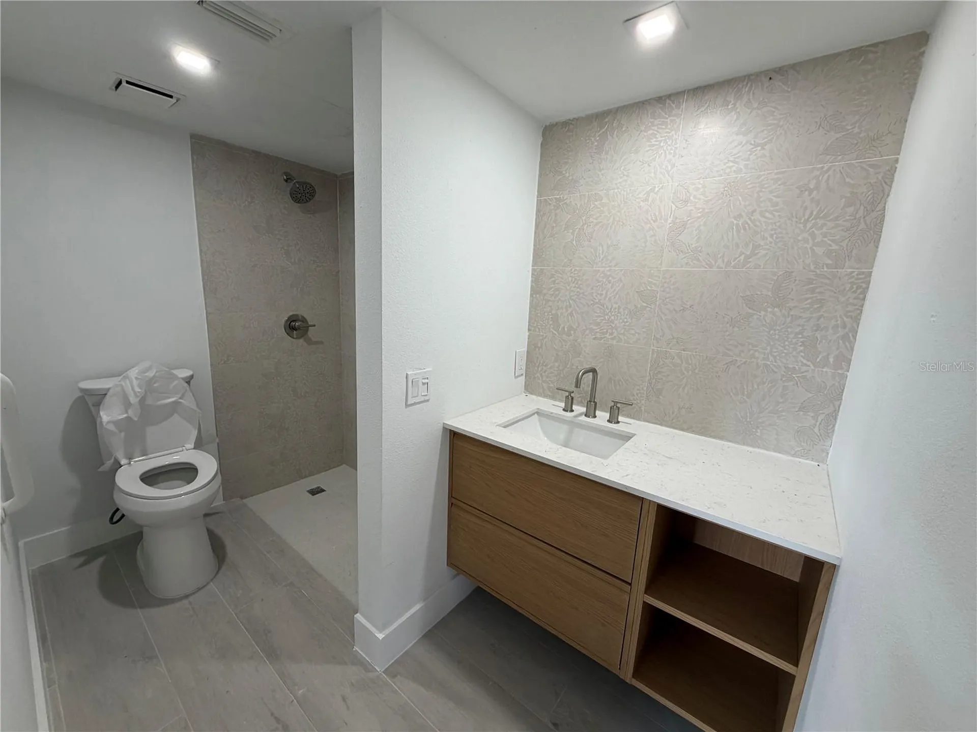 7400 Sunshine Skyway Lane S St Petersburg FL 33711