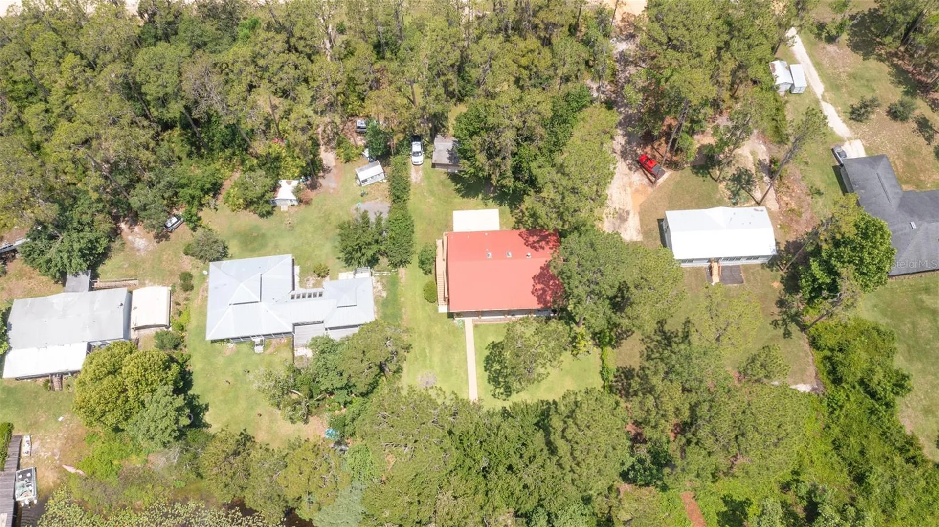 303 Riley Lake Drive Hawthorne FL 32640