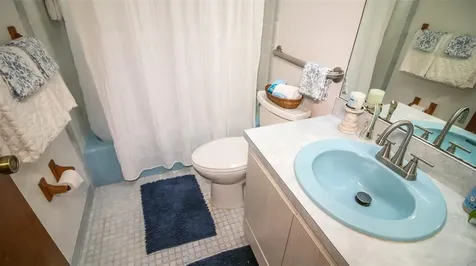 303 Riley Lake Drive Hawthorne FL 32640