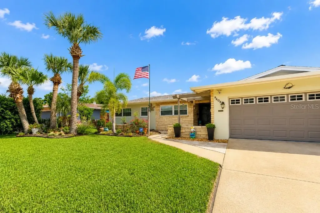 8408 Boulder Place Tampa FL 33615